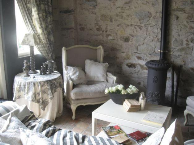 ブレゾン Le Mouton Bed & Breakfast エクステリア 写真